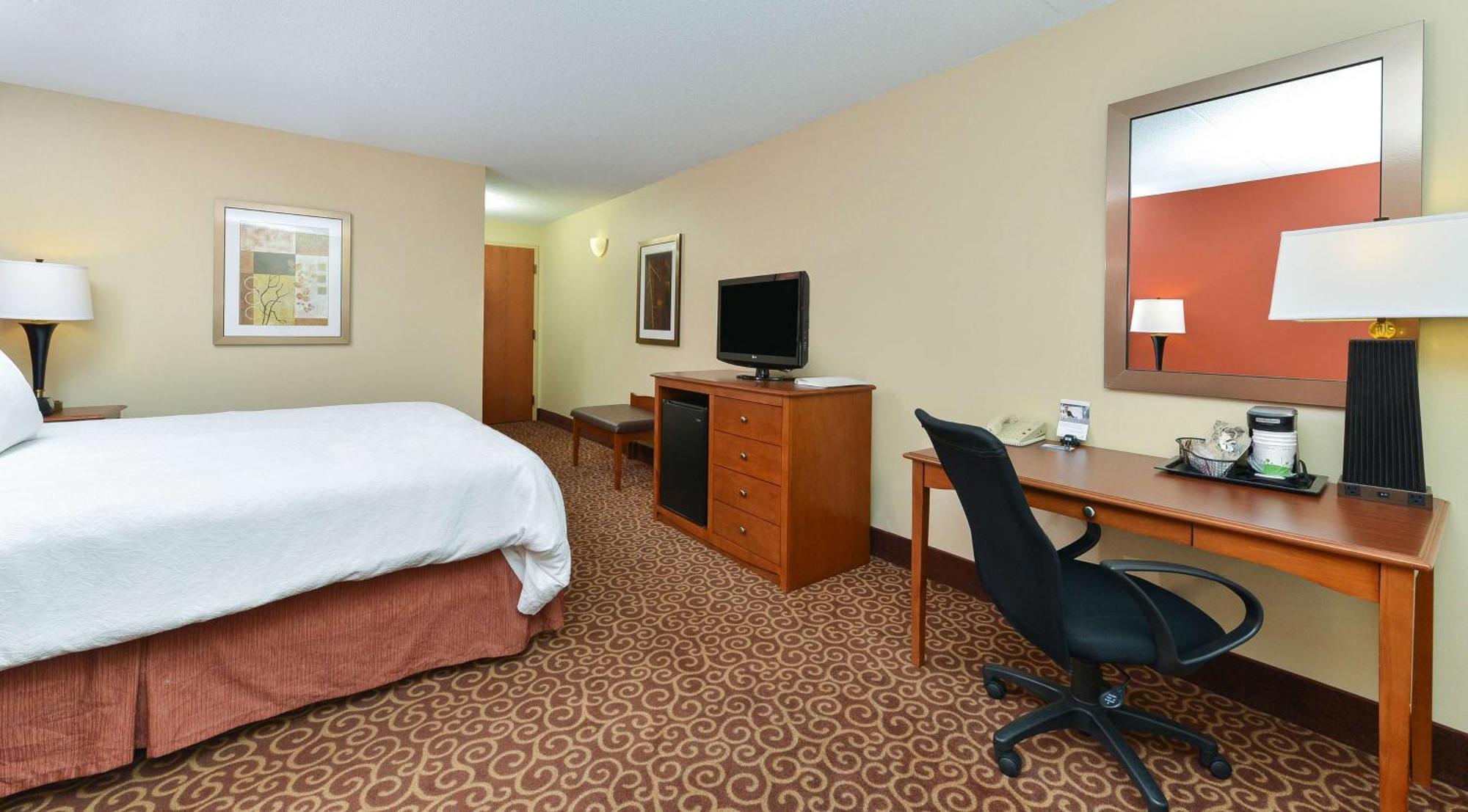 Hampton Inn Chicago-Carol Stream Exterior foto