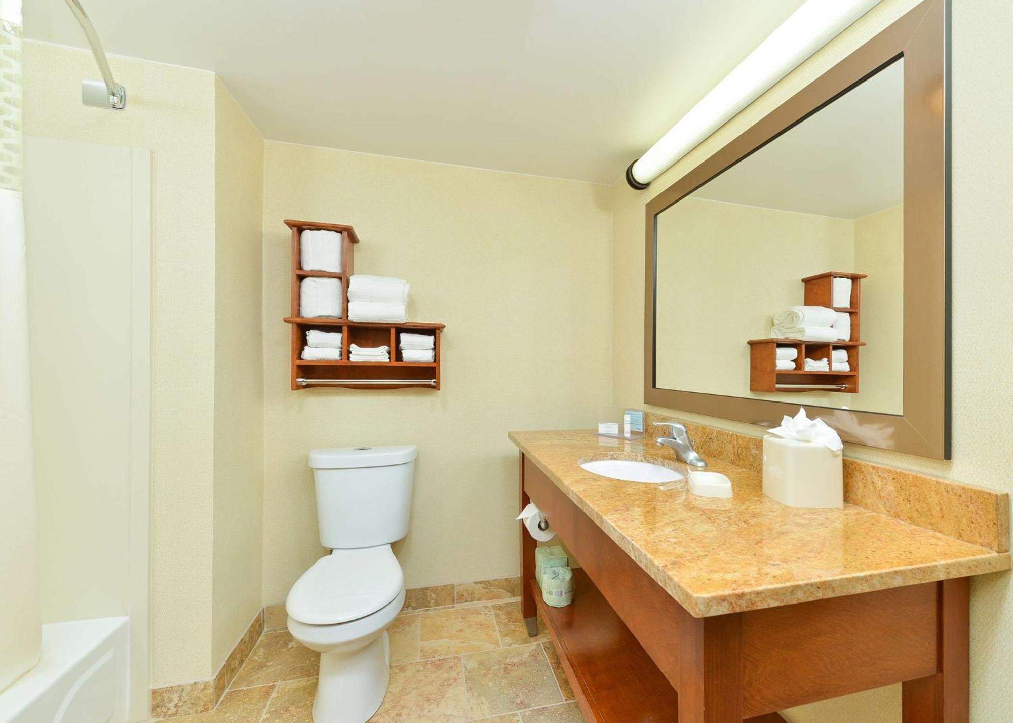 Hampton Inn Chicago-Carol Stream Exterior foto