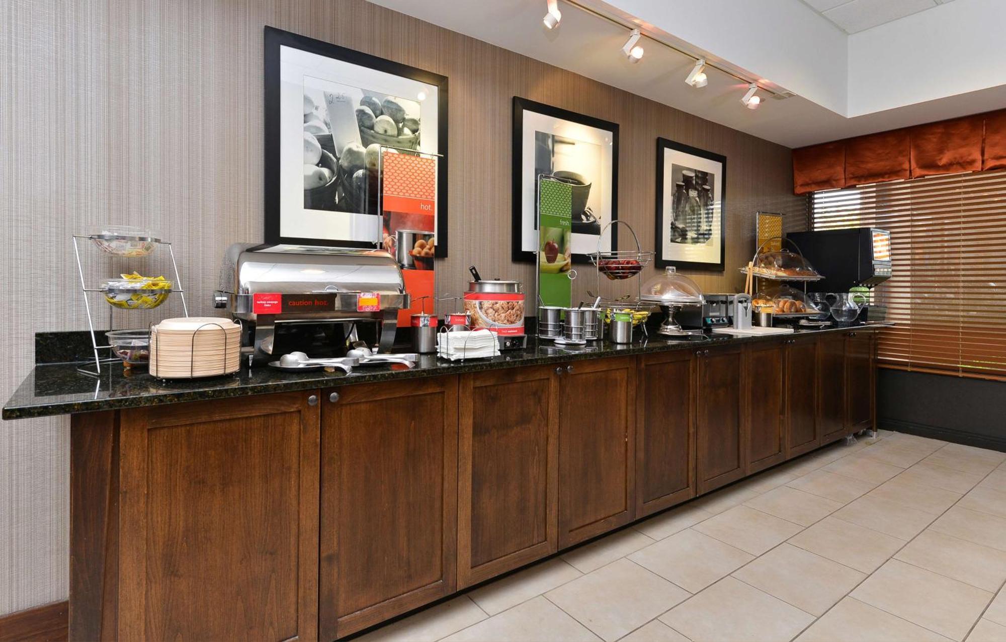 Hampton Inn Chicago-Carol Stream Exterior foto